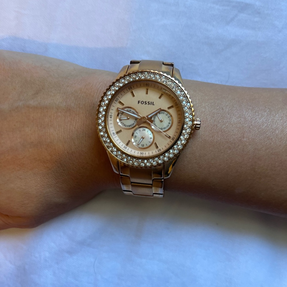 Women’s fossil watch double row crystals